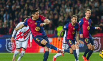 Lewandowski je na stejné úrovni jako Messi a Ronaldo