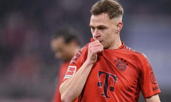 Bayern nedá Kimmichovi zvýšení platu ani poplatek za podpis