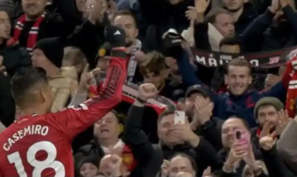 Manchester United neaktivuje Casemirovu klauzuli o prodloužení smlouvy