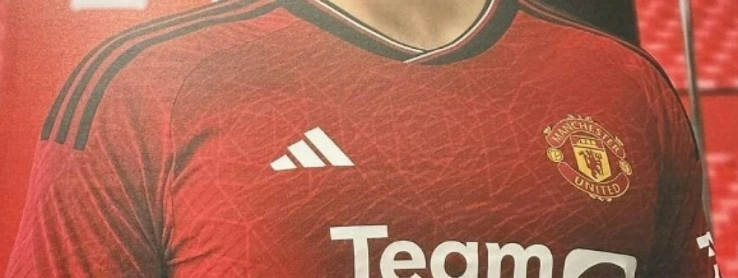 Vystavení nového dresu vyvolalo kontroverzi Vystavení nového dresu vyvolalo kontroverzi