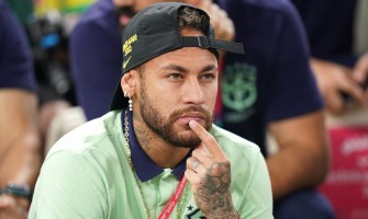 Neymar se oficiálně připojil
