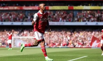 Nová devítka Arsenalu střílí 4 góly